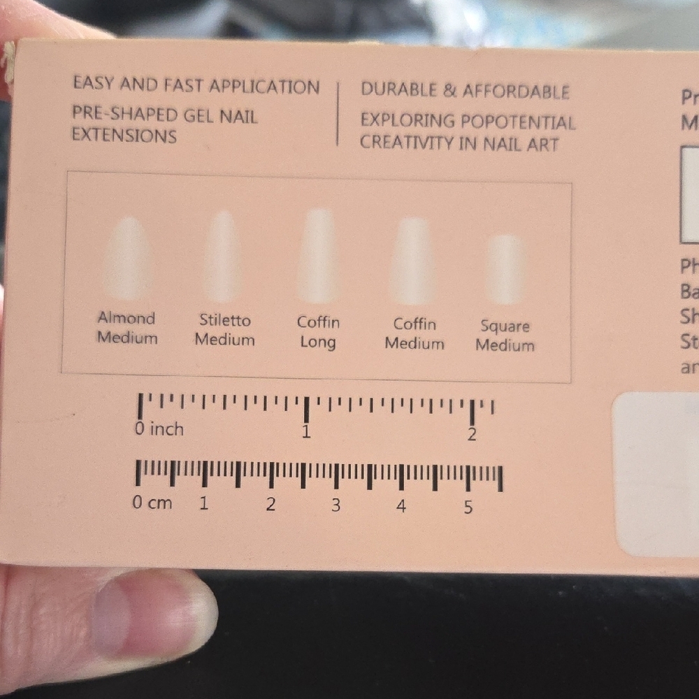 NIB Soft Nail Tips - Picture 3 of 5